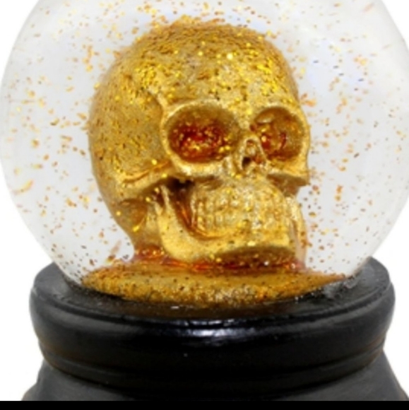 Gold skull mini glitter snow globe - Picture 2 of 3
